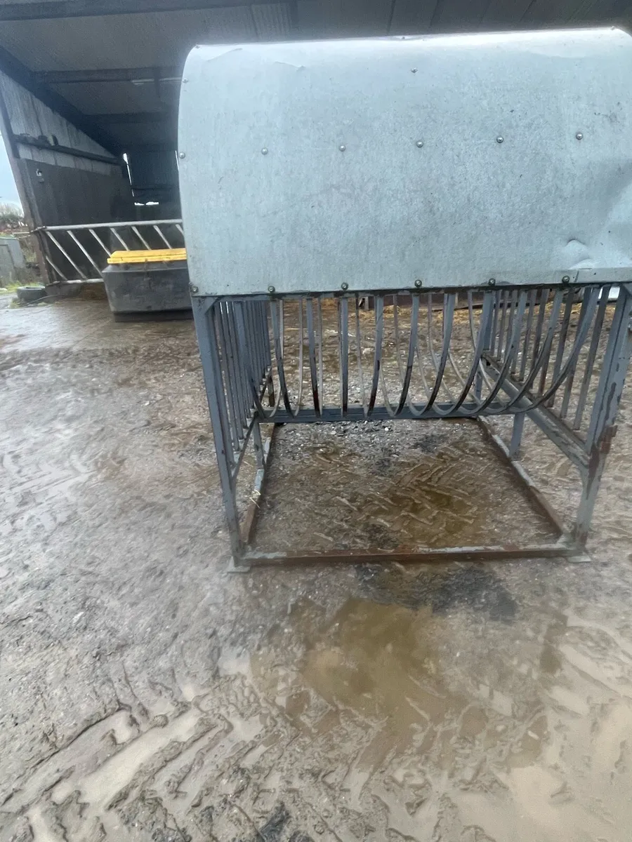 Round bale feeder - Image 2