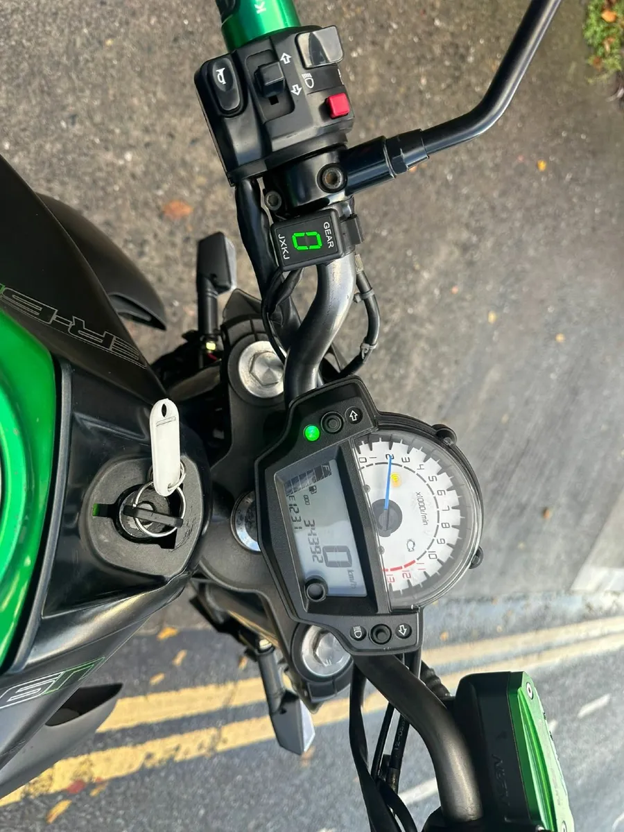 Kawasaki ER6n - 2014 - Image 4