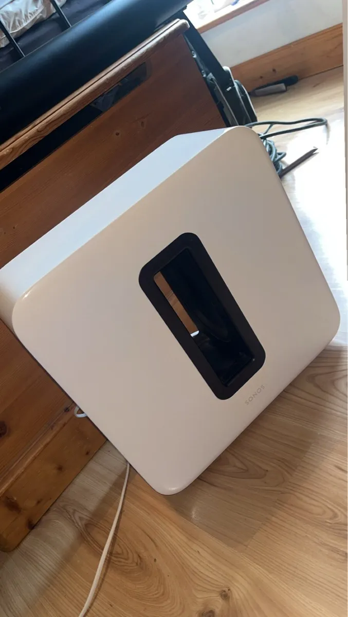 Sonos surround sound system - Image 4