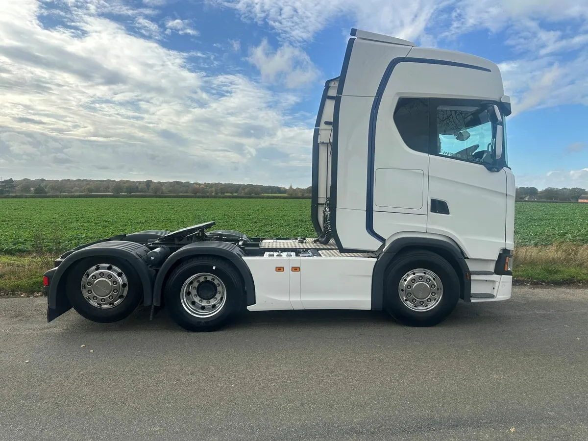 Scania S500 6x2 Tag Axle Tractor Unit - Image 4
