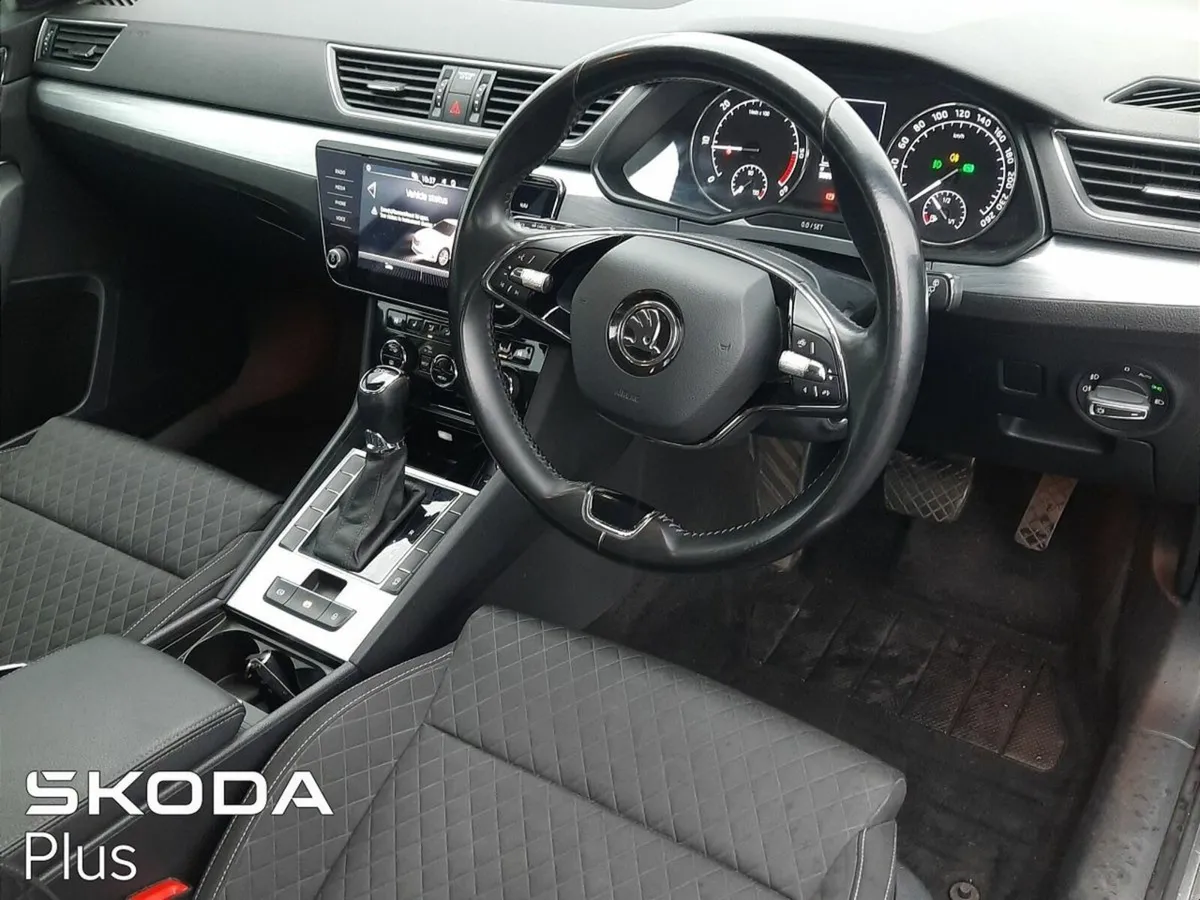 Skoda Superb **AUTOMATIC** AMBITION 2.0TDI 150BHP - Image 4