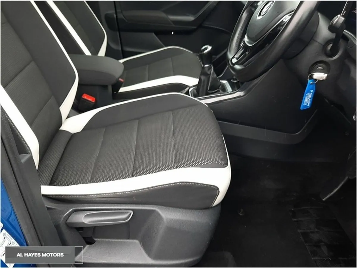 Volkswagen T-Roc **PETROL**RARE SPEC**R-LINE SPORT - Image 4