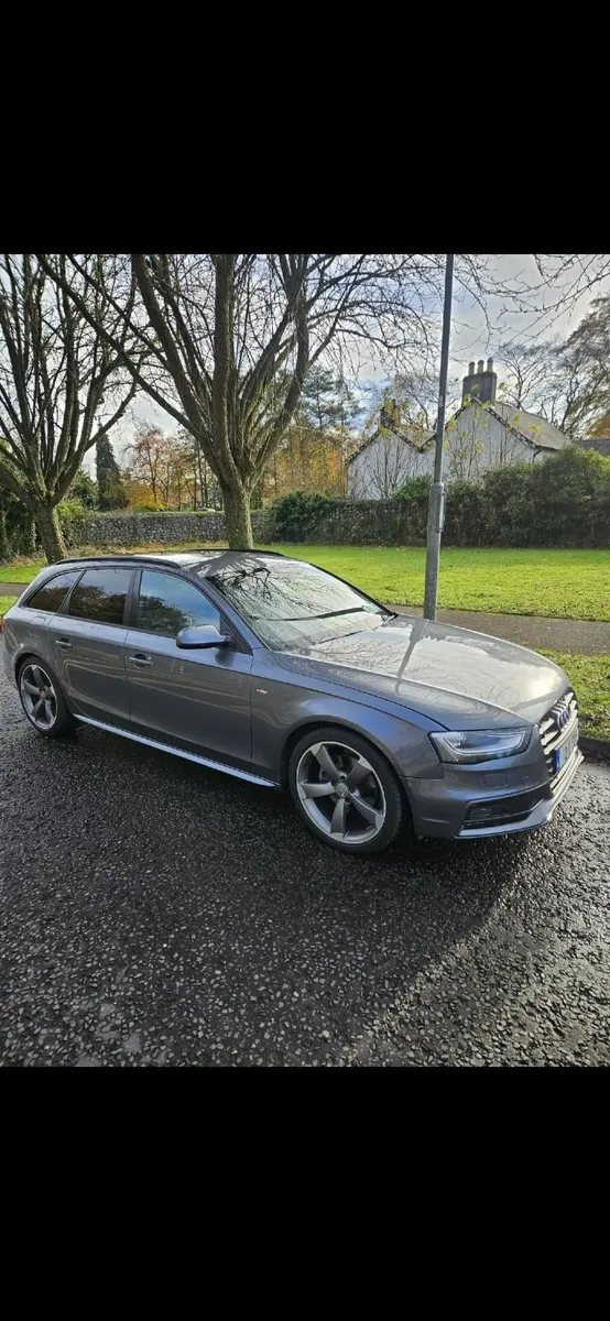 Audi A4 2012 - Image 1