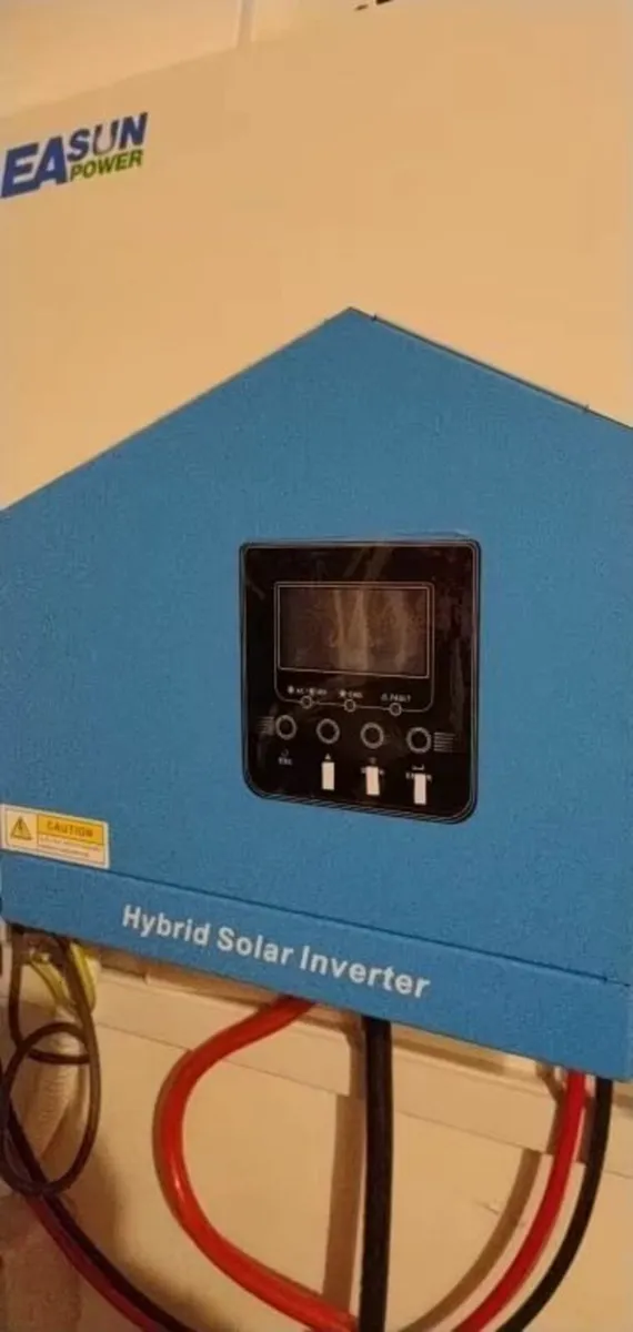 4.2kW inverter and 1.6kW Solar kit for emergency - Image 2