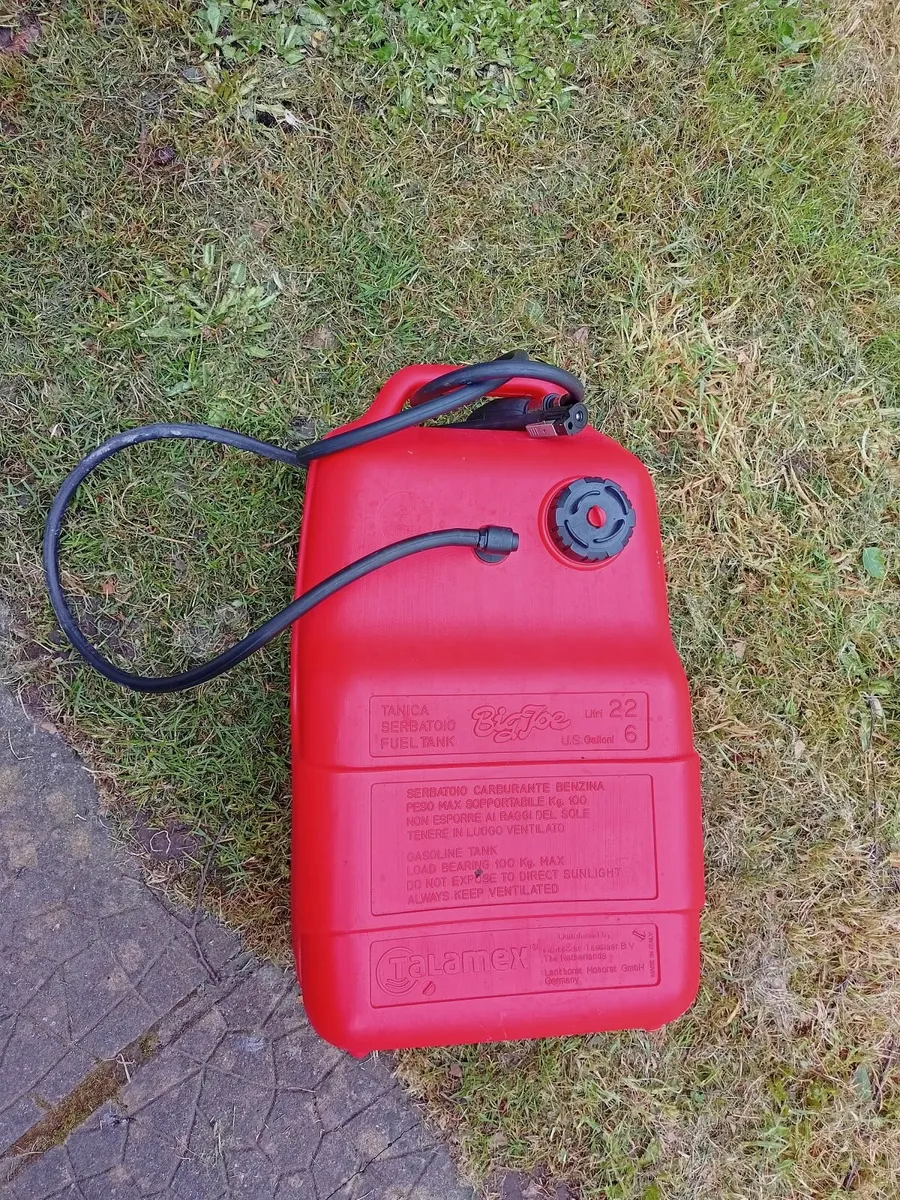 20HP 2 Stroke short shaft Mariner outboard motor - Image 4