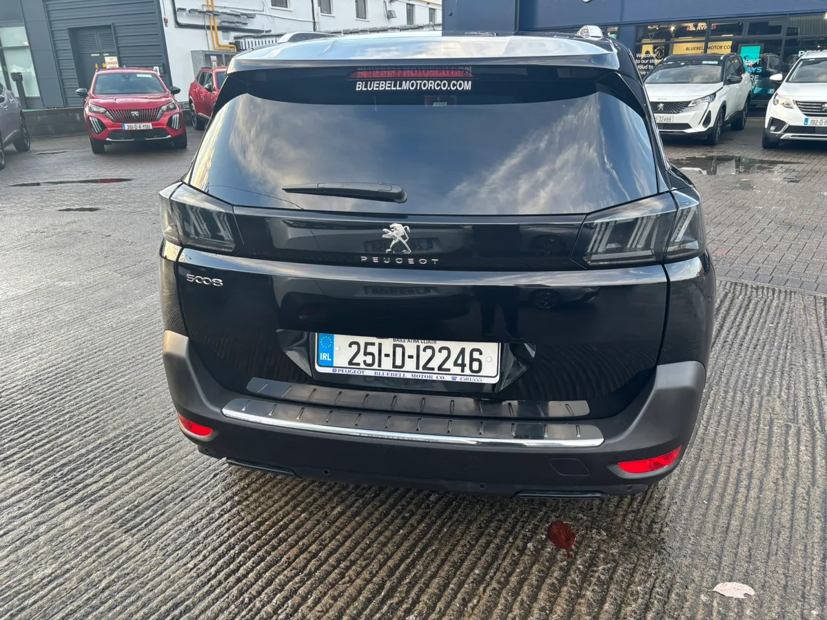2025 Peugeot 5008 Allure 1.5 - Image 4