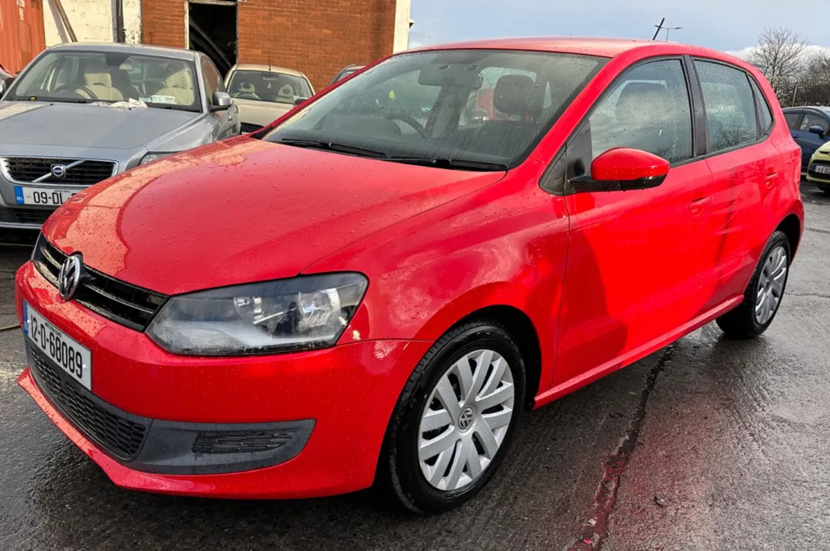 Volkswagen Polo 2012 automatic/ New Nct/ Warranty. - Image 1