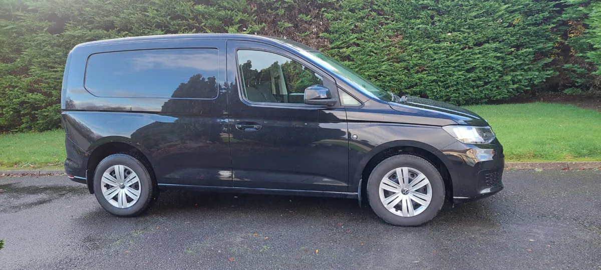 Volkswagen Caddy 2021 - Image 2