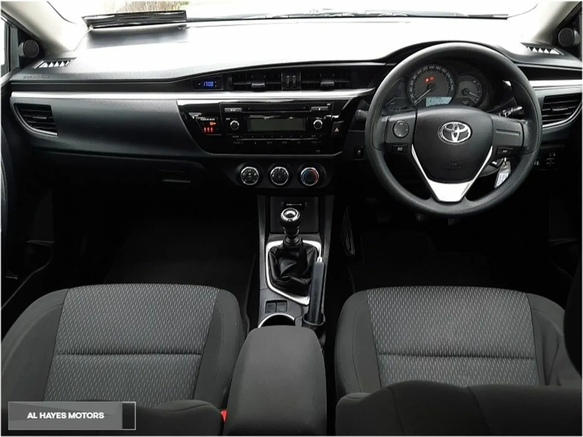 Toyota Corolla **TINY MILEAGE**1.33 PETROL**Dual V - Image 2