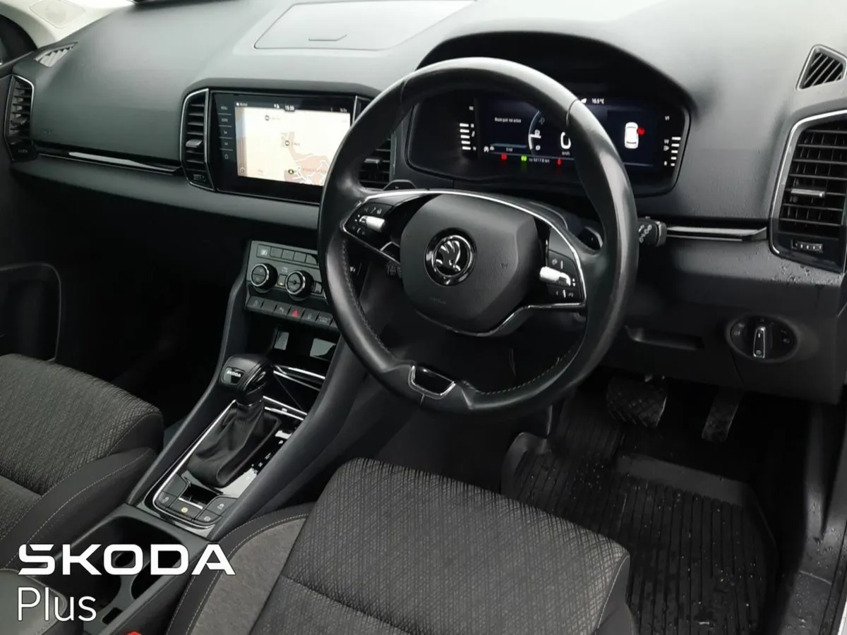 Skoda Karoq **AUTOMATIC**TOP SPEC - STYLE 2.0TDI 1 - Image 4