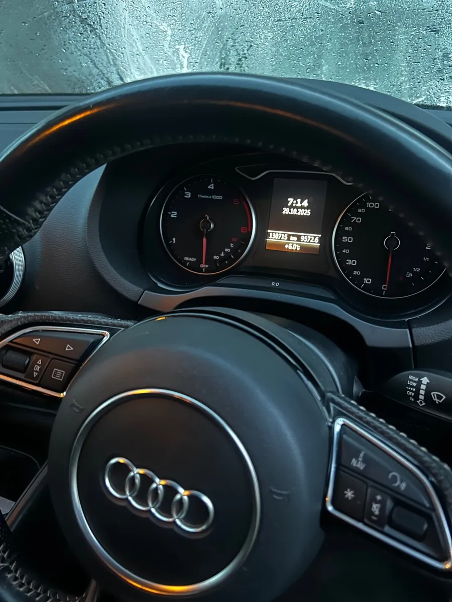 Audi A3 2016 - Image 2