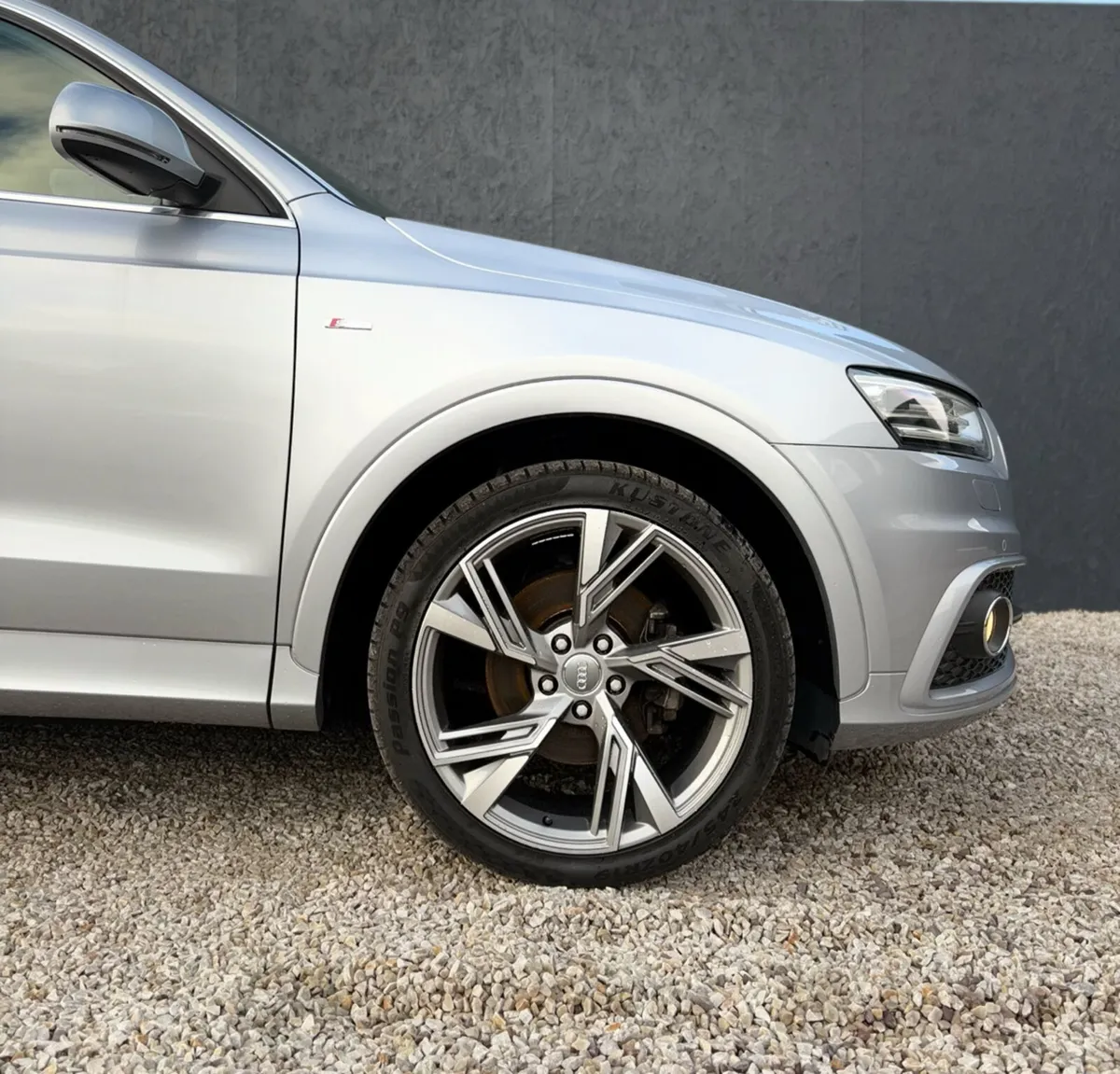 Audi Q3 2.0 TFSi S Line Automatic Low KM - Image 3