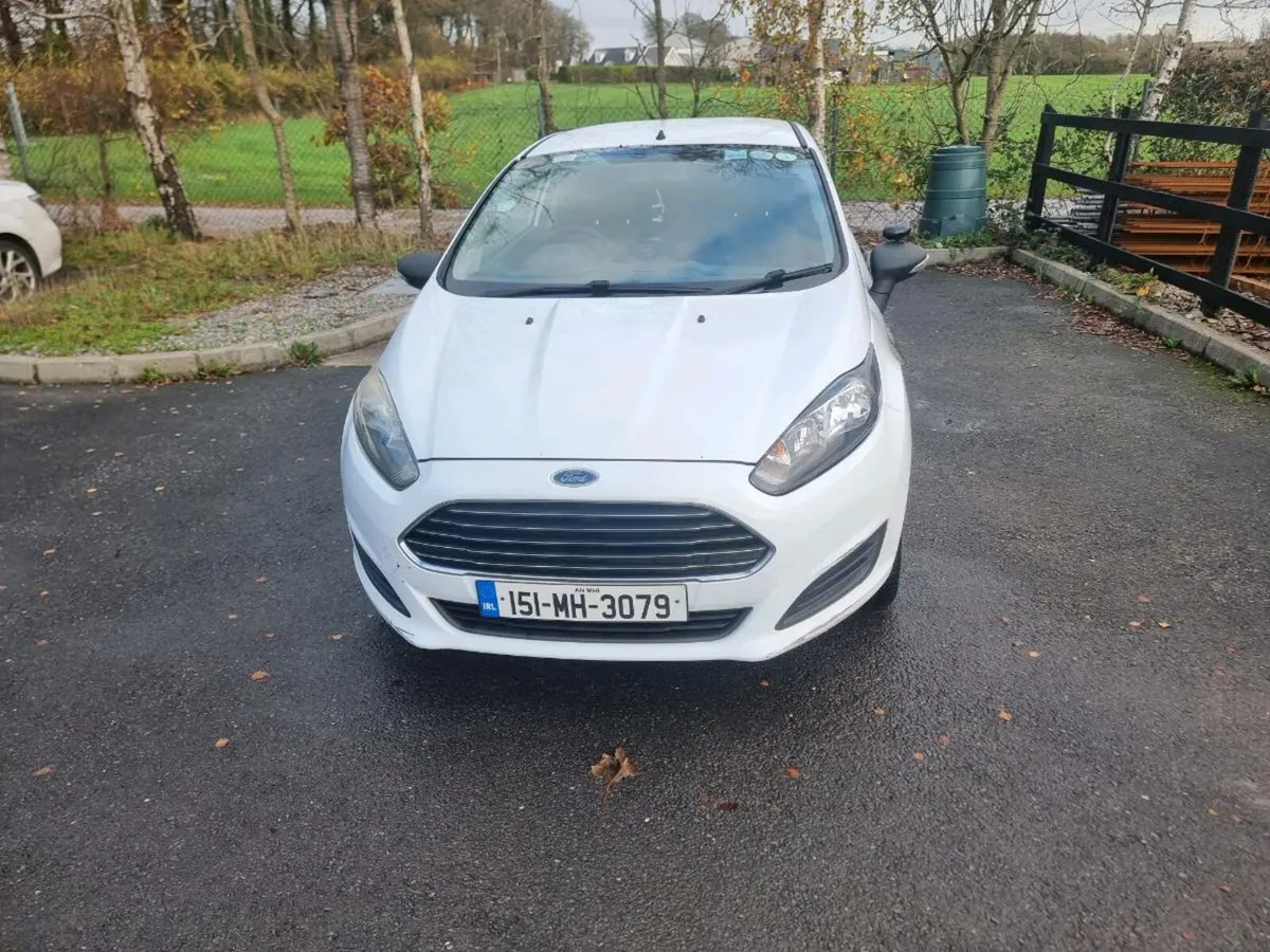 Ford Fiesta Van - Image 4