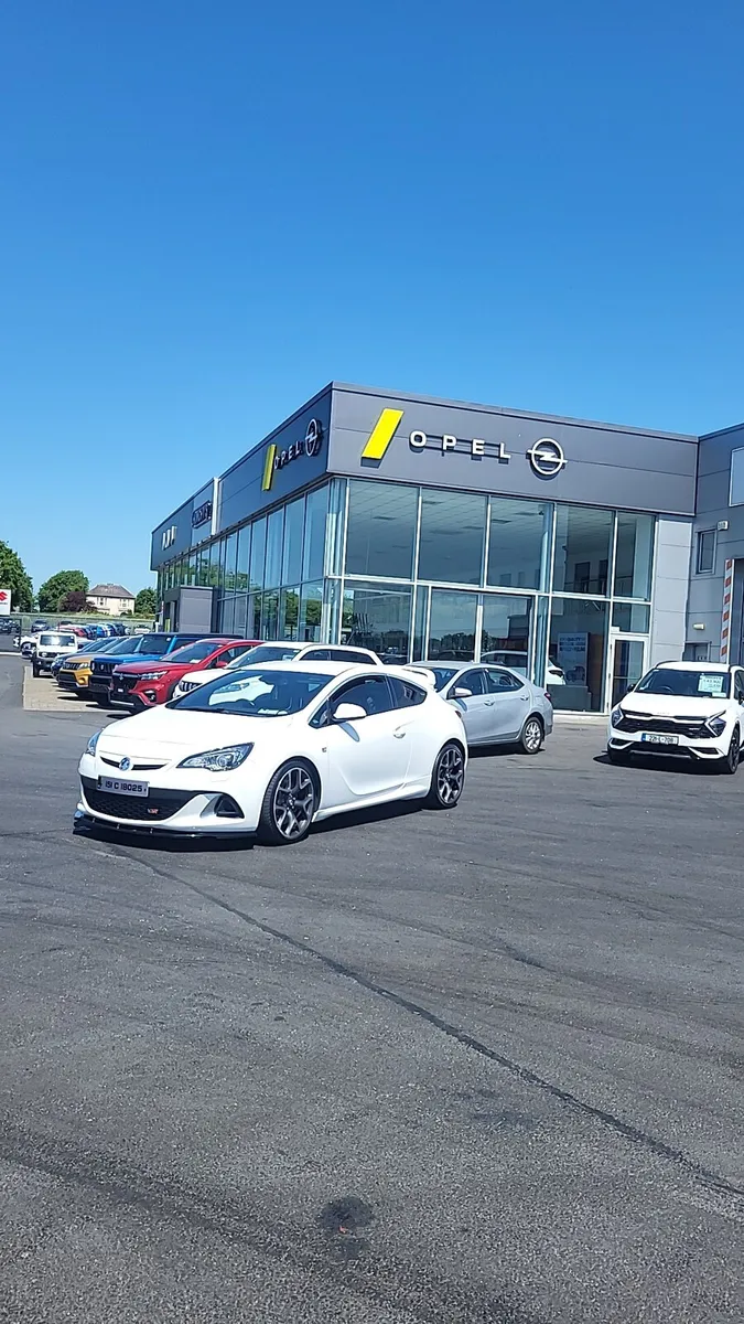 Vauxhall Astra J GTC VXR - Image 1