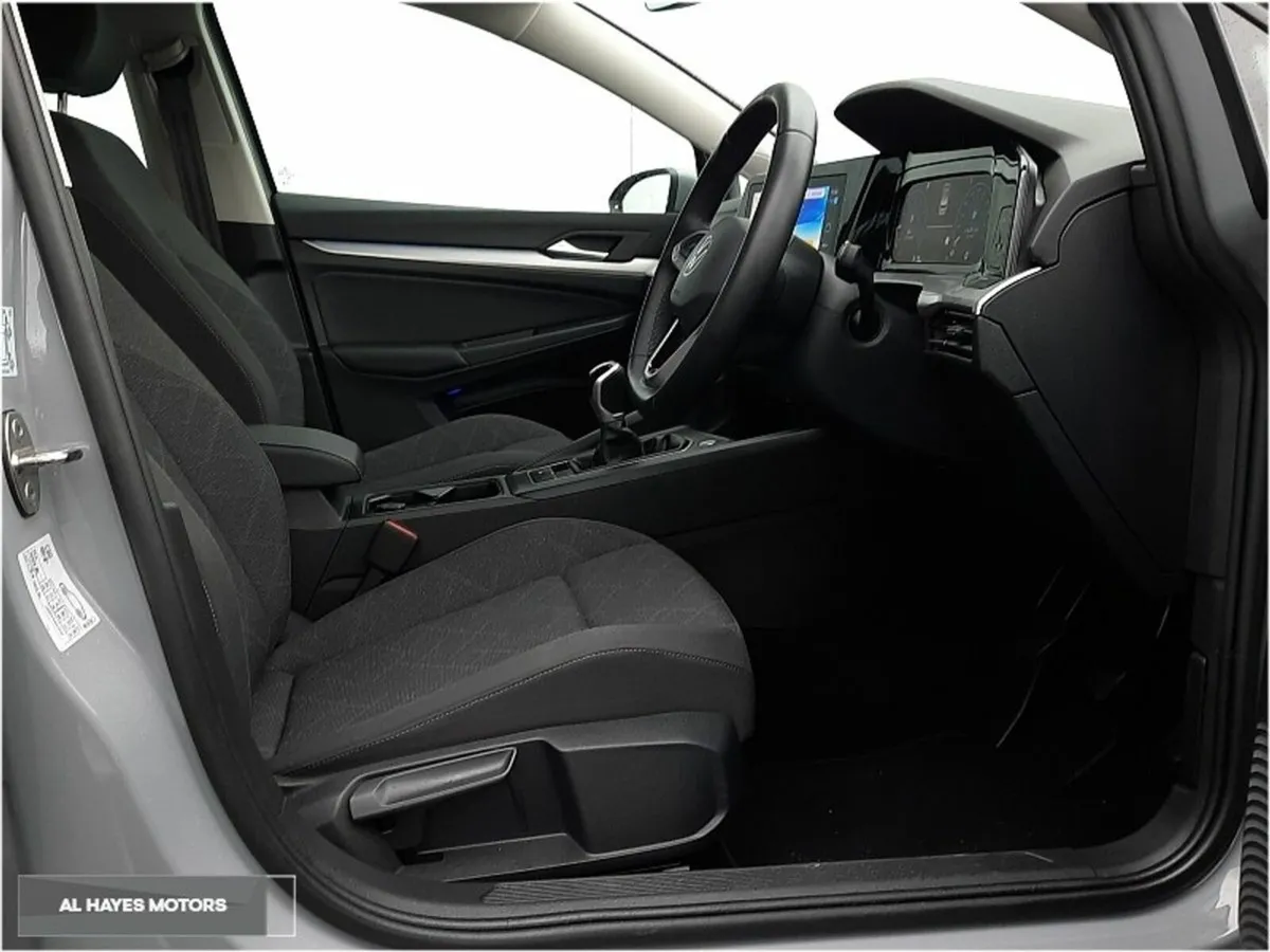 Volkswagen Golf **MOONSTONE GREY**FULL OF SPECS**L - Image 4