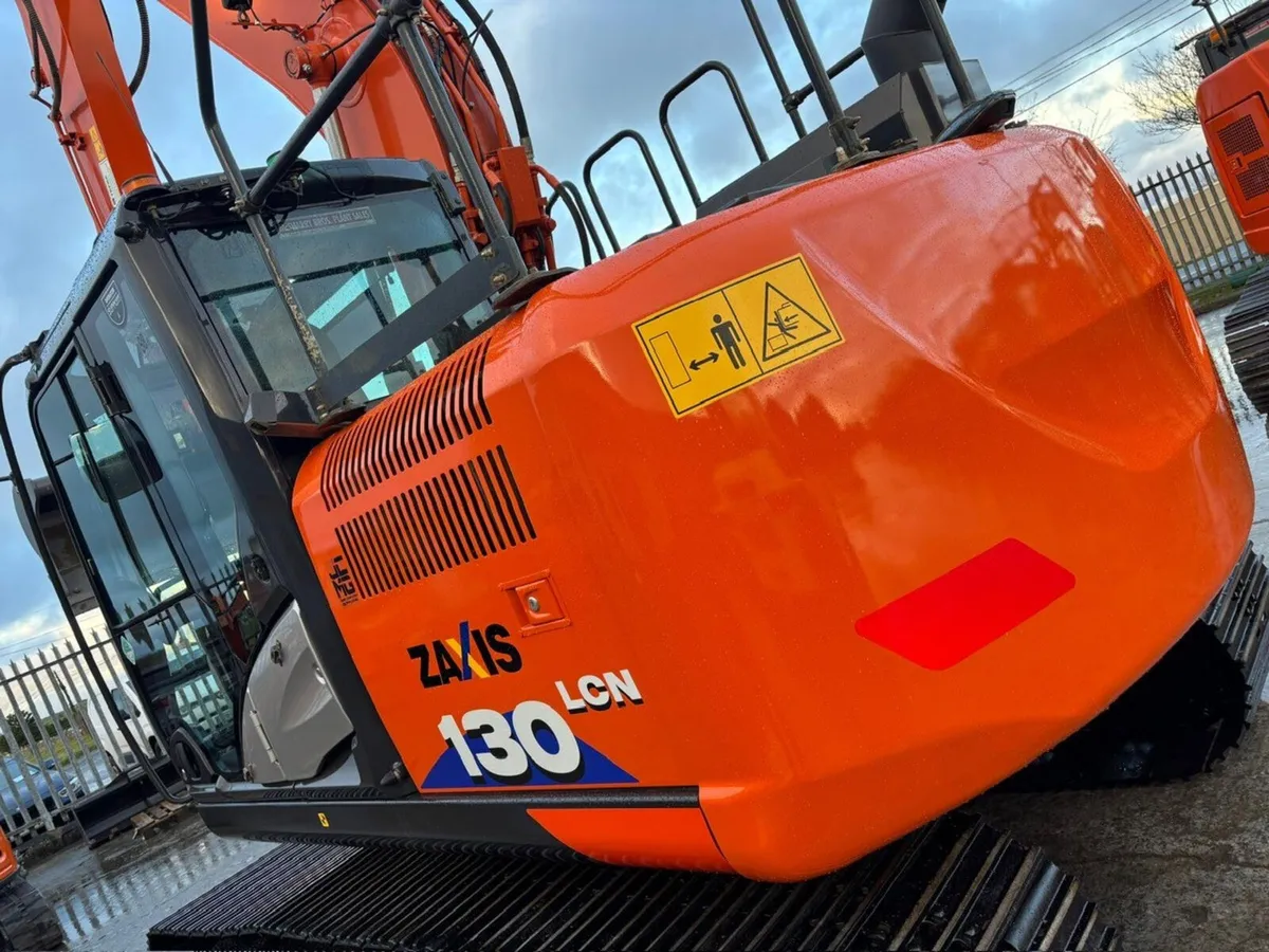 Hitachi ZX130LCN-6 - Image 3