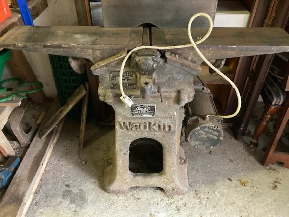 Wadkin Wood Planner (Vintage- works perfectly) - Image 1