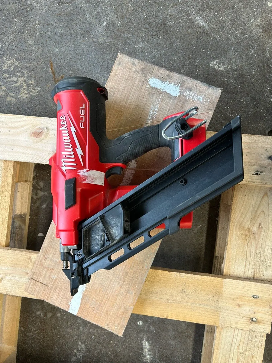 Milwaukee first fix nail gun - Image 1