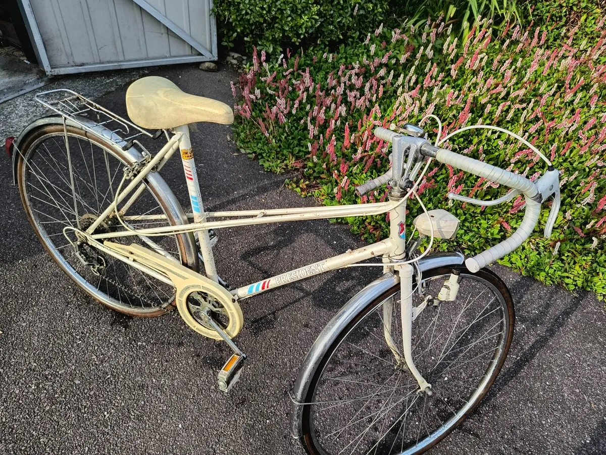Womens vintage 1987 racer President bike - Image 2