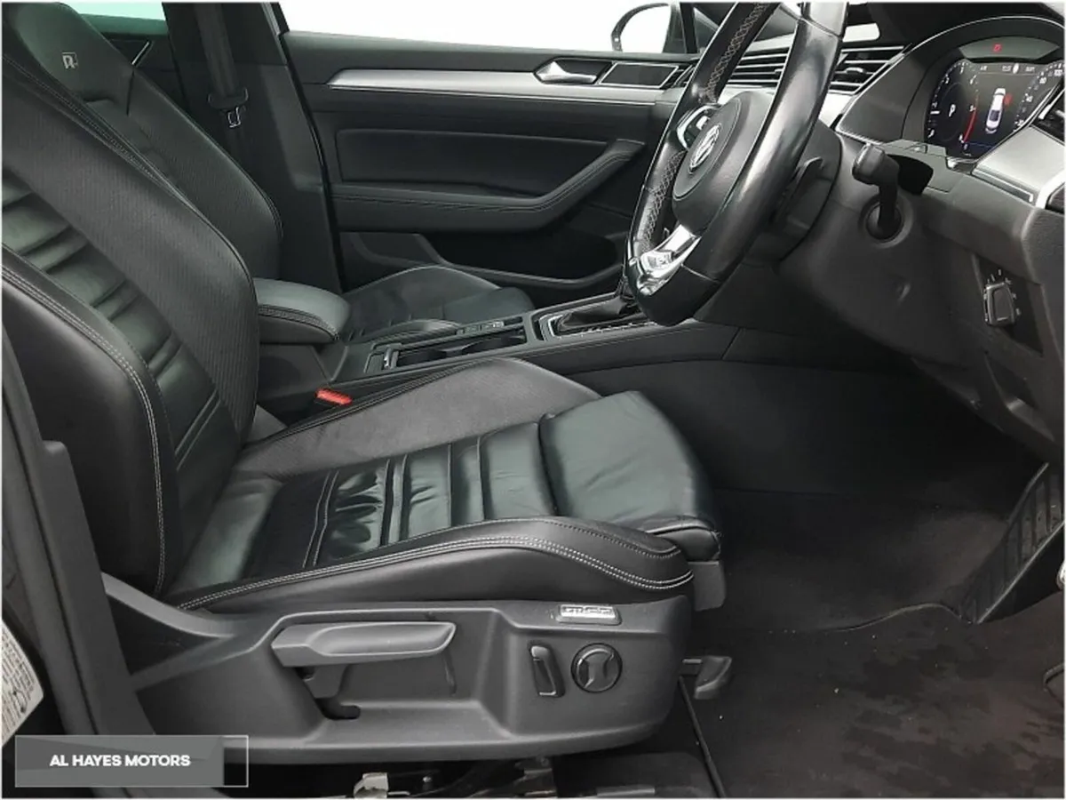 Volkswagen Passat **SOLD SOLD SOLD SOLD SOLD** - Image 4