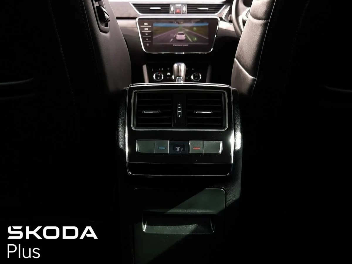 Skoda Superb **STYLE MODEL** ELECTRIC BOOT** 2.0TD - Image 4