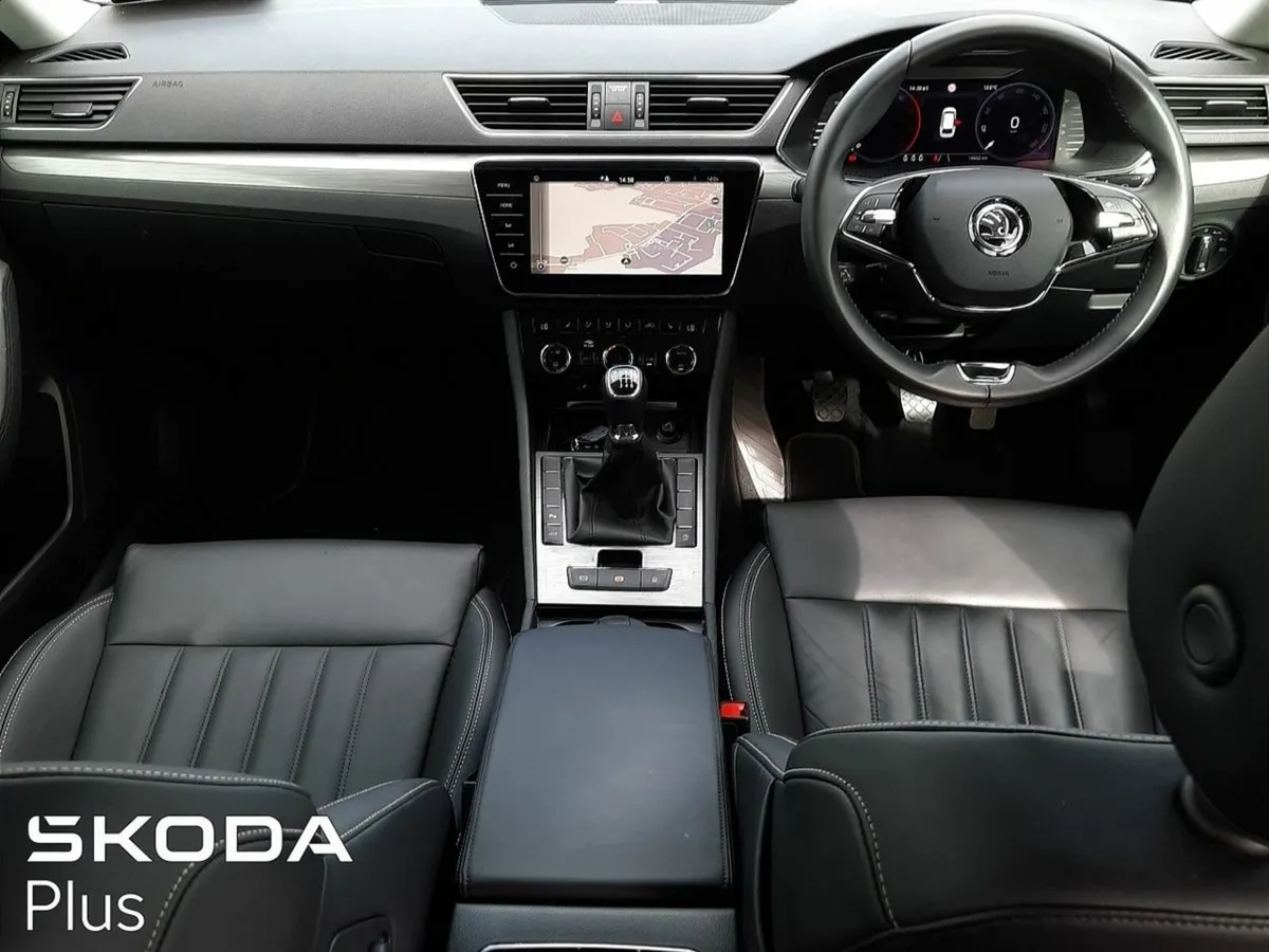 Skoda Superb **ELECTRIC BOOT**ESTATE**ONLY 18,601K - Image 2