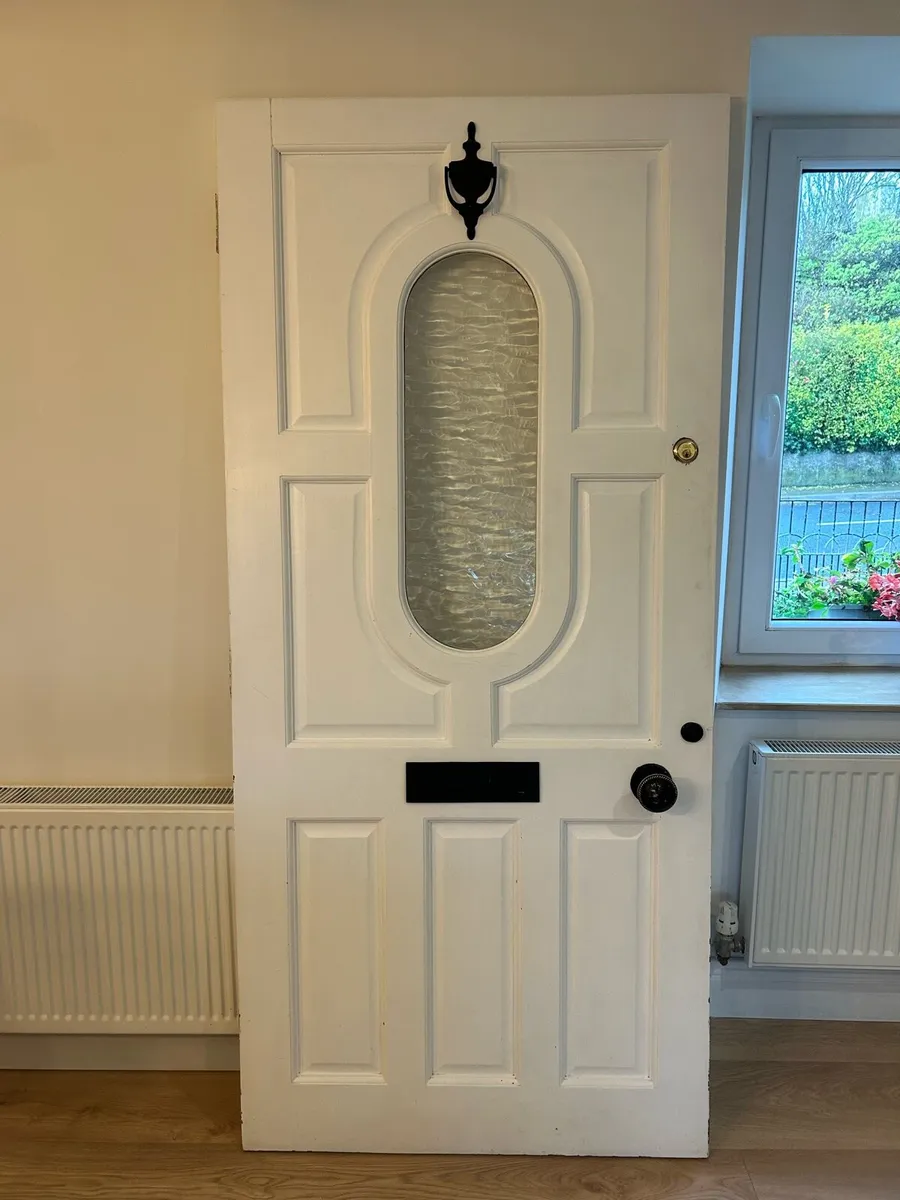 Solid mahogany front door - Image 1