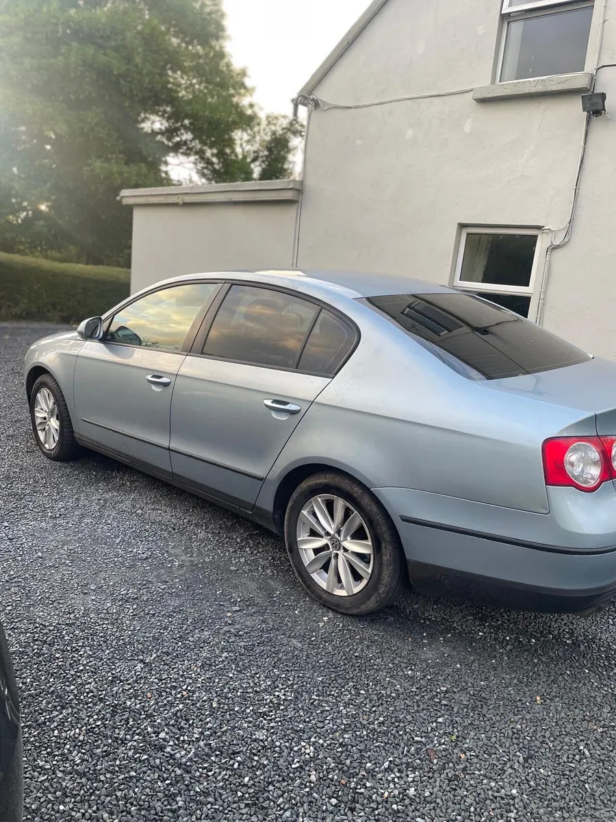 Volkswagen Passat 2.0tdi 2009 - Image 4