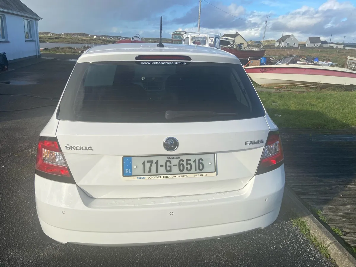 2017 Skoda Fabia - Image 2