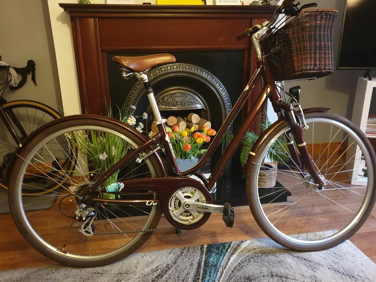 "Dutch" style bike - Image 1