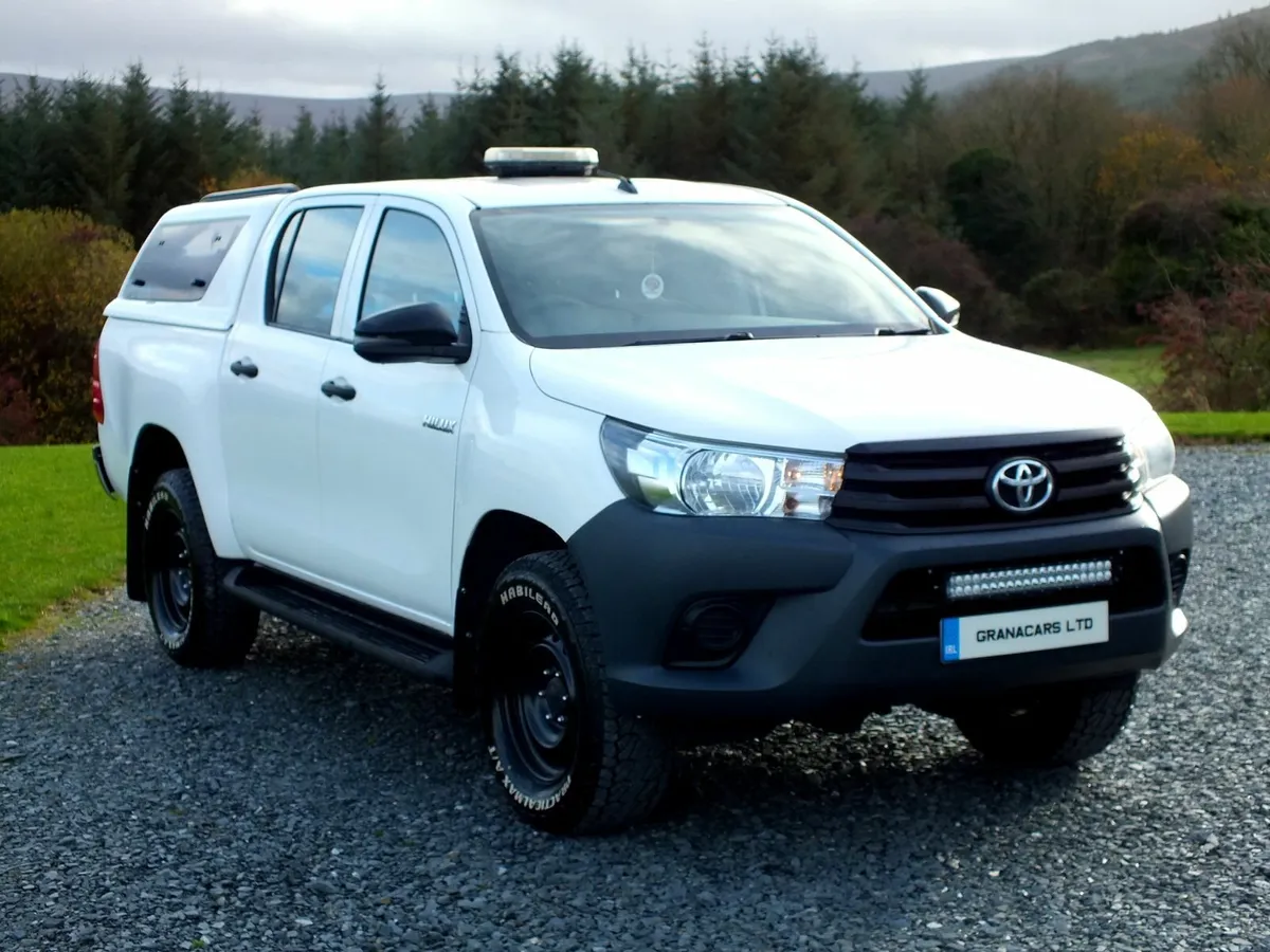 2019 Toyota Hilux Active Crewcab - Image 4