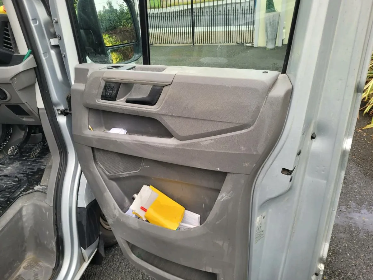 Volkswagen crafter 140bhp 2019 - Image 3