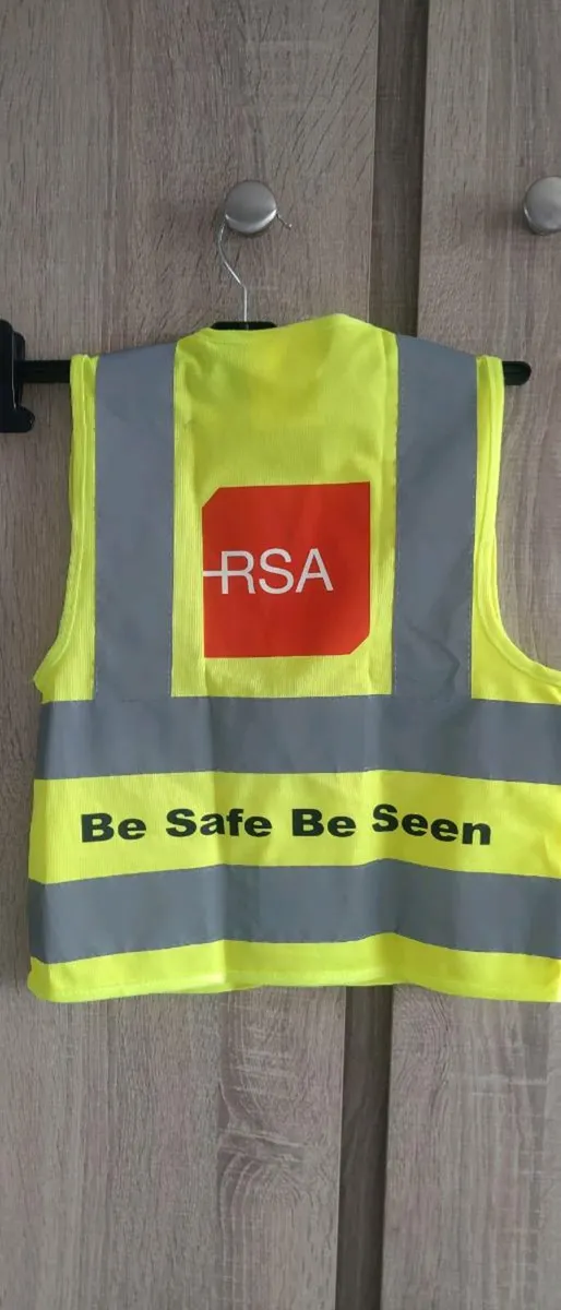 High Vis vest kids 2/4 years old new - Image 2