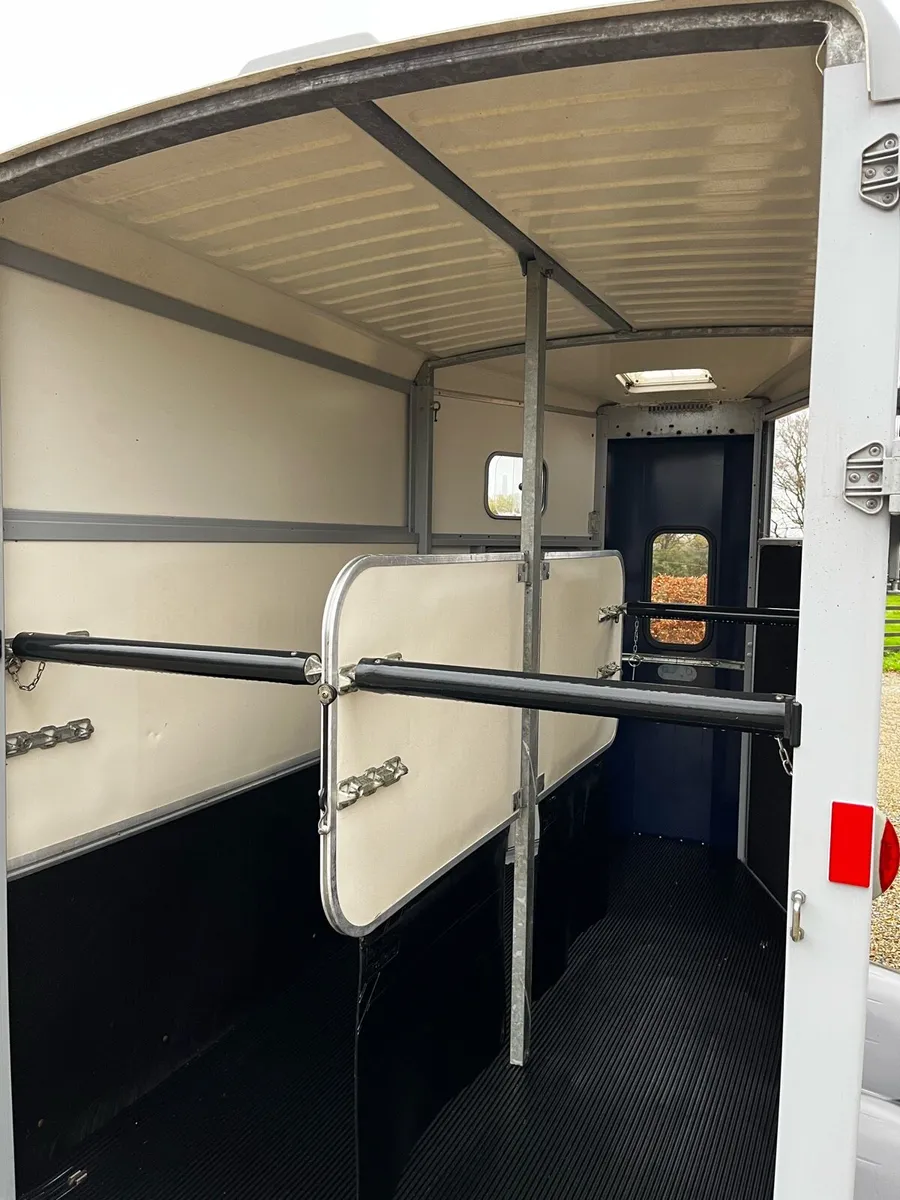 Ifor Williams HB 506 MK2 2021 AS NEW - Image 4