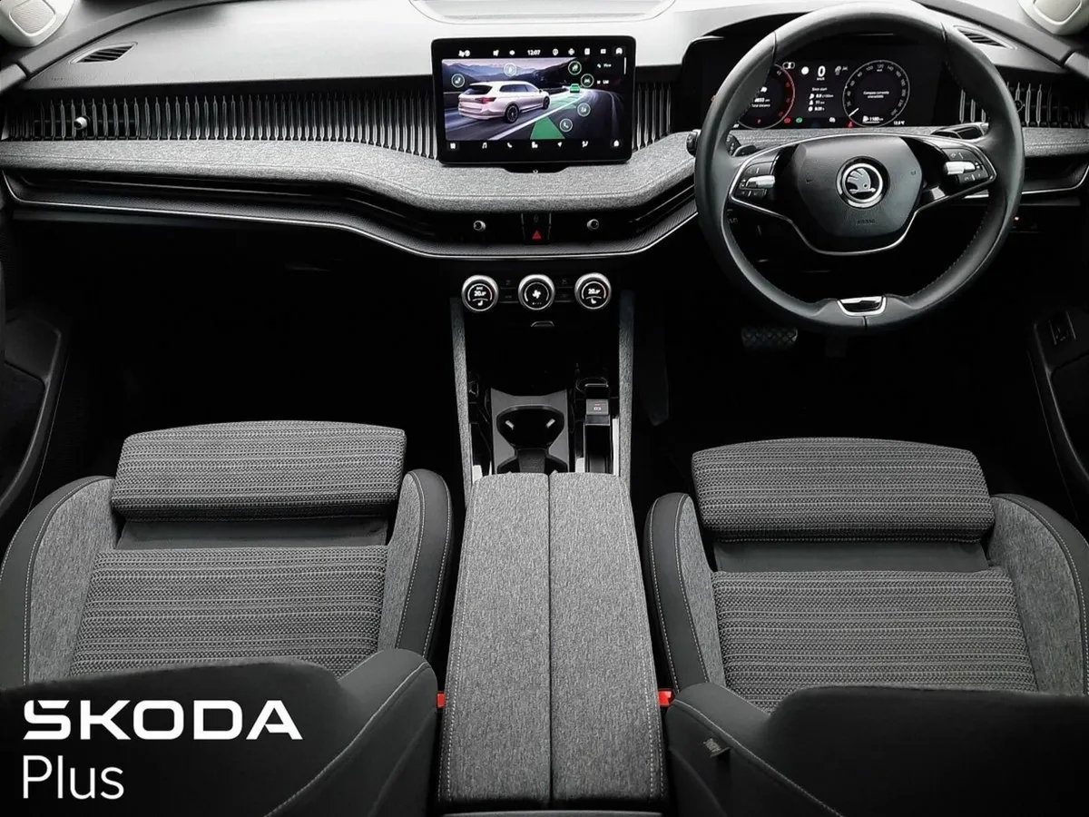 Skoda Superb **THE ALL NEW SUPERB SEL - COMBI**2.0 - Image 2