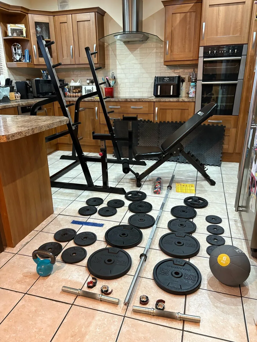 UNBELIEVABLE LARGE GYM RACK SET, BEST ON HERE!!! - Image 1