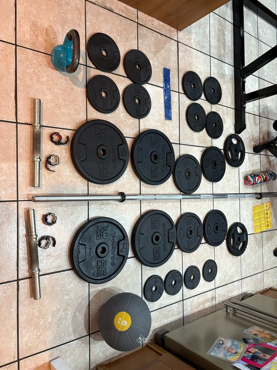 UNBELIEVABLE LARGE GYM RACK SET, BEST ON HERE!!! - Image 3