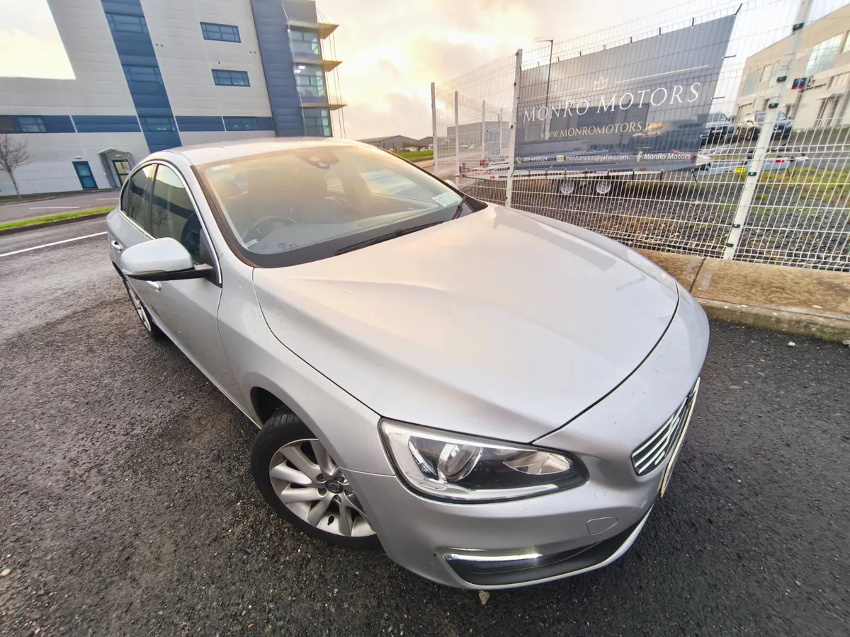 VOLVO S60 D2 (115HP) SE POWERSHIFT, NEW NCT - Image 4