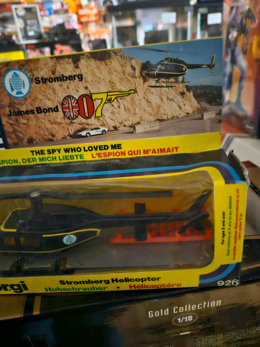 Corgi James Bond The Spy Who Loved Me Helicopter - Image 3