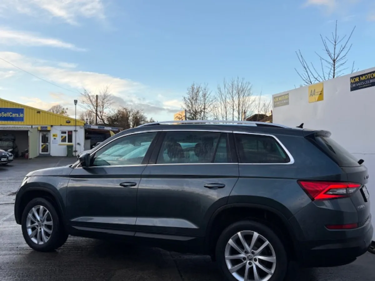 Skoda Kodiaq 2020 Automatic Seven Seats 4WD - Image 4