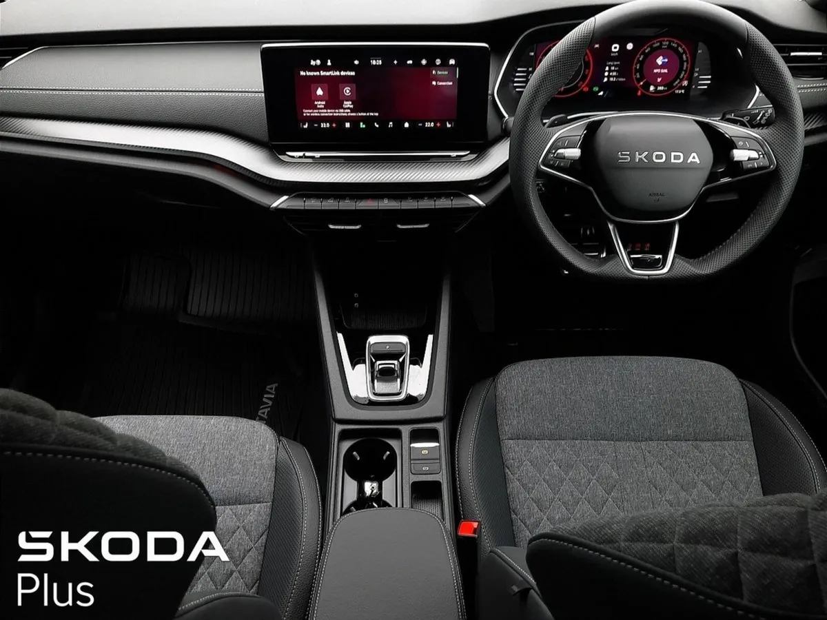 Skoda Octavia **AUTOMATIC**SPORTLINE**LOADED WITH - Image 2