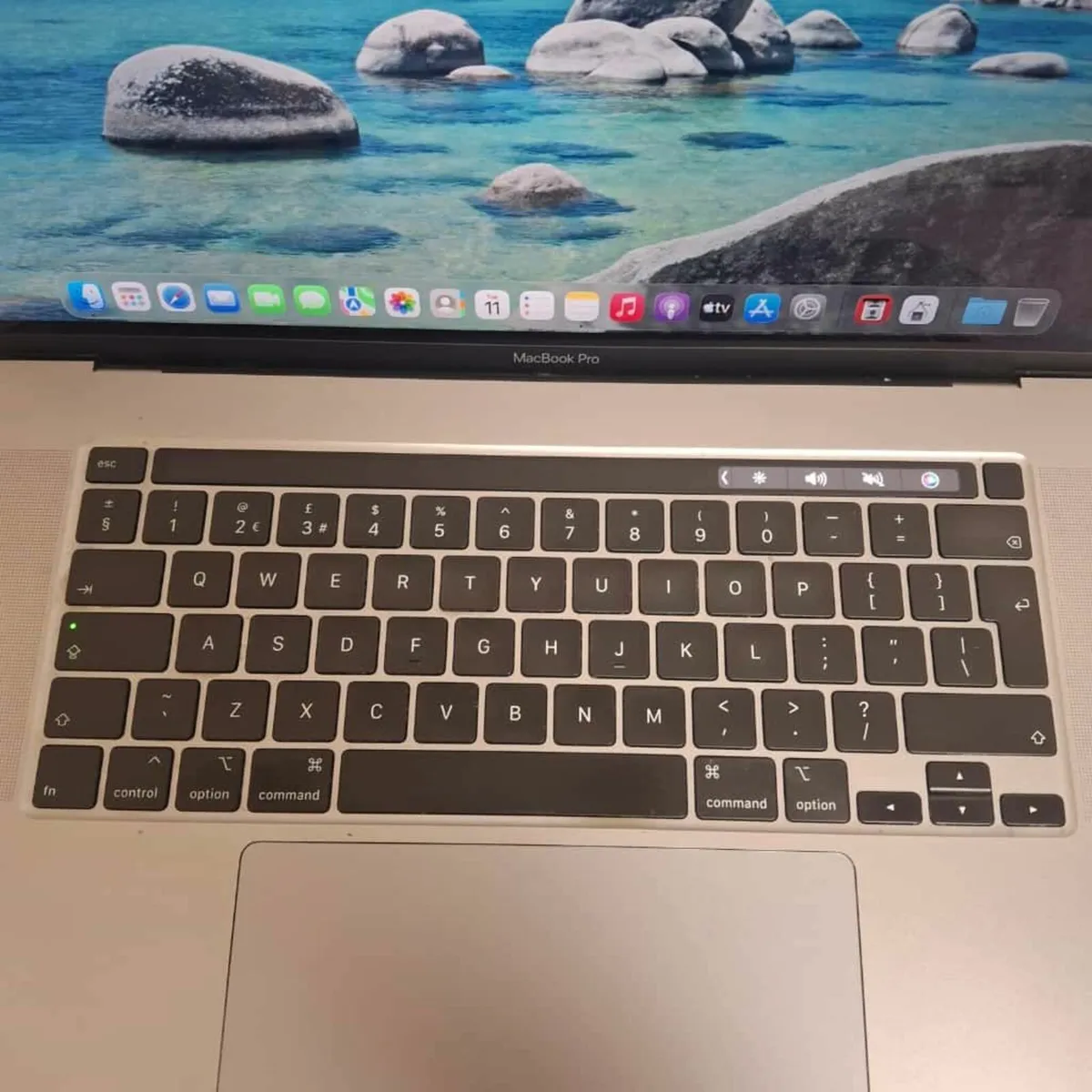 Apple MacBook Pro 16-inch (2019) | Intel Core i9 | - Image 2