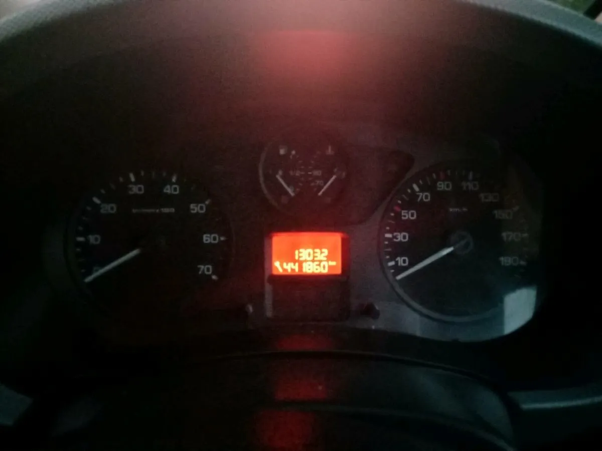 Peugeot Partner - Image 4