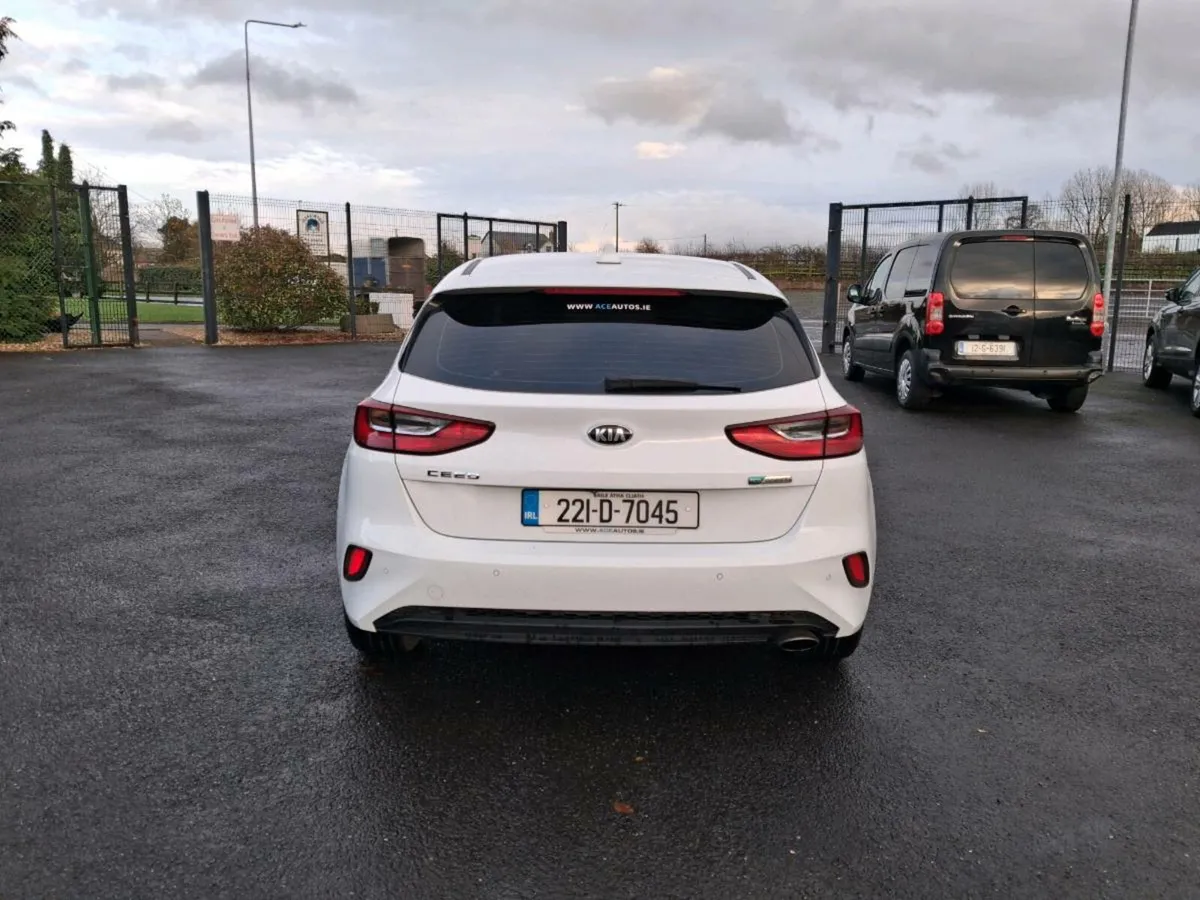 221 KIA CEED CAR /VAN. - Image 4