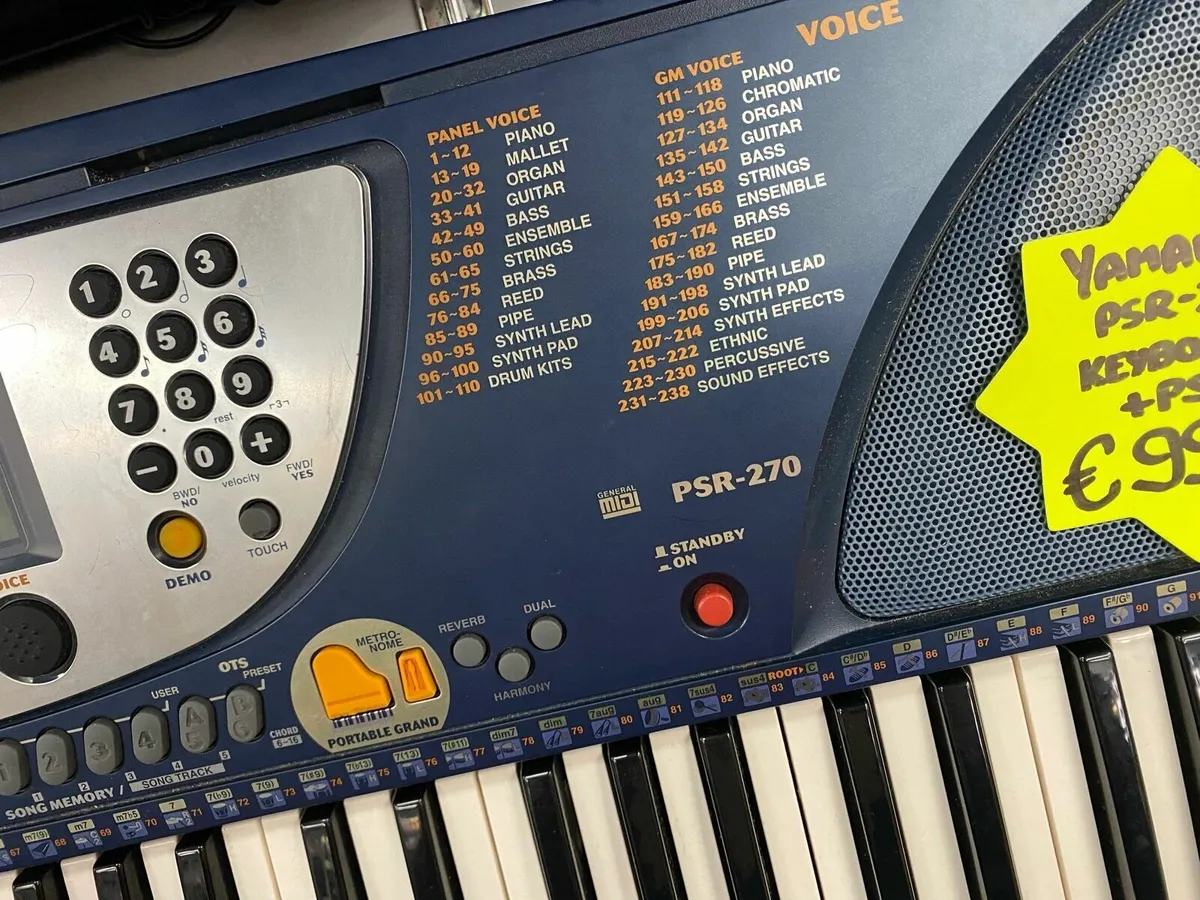 Yamaha PSR-270 Keyboard w/ Power Supply - Image 3