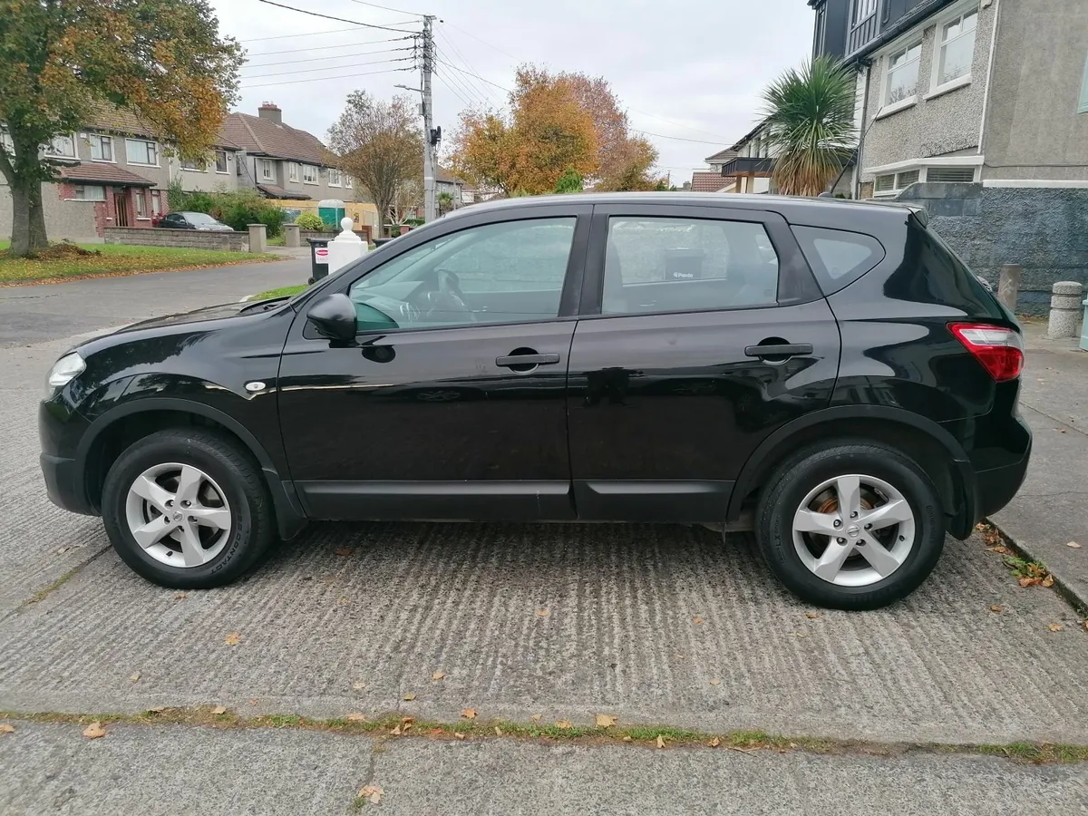 2010 Nissan Qashqai - Well maintained family car - Image 2