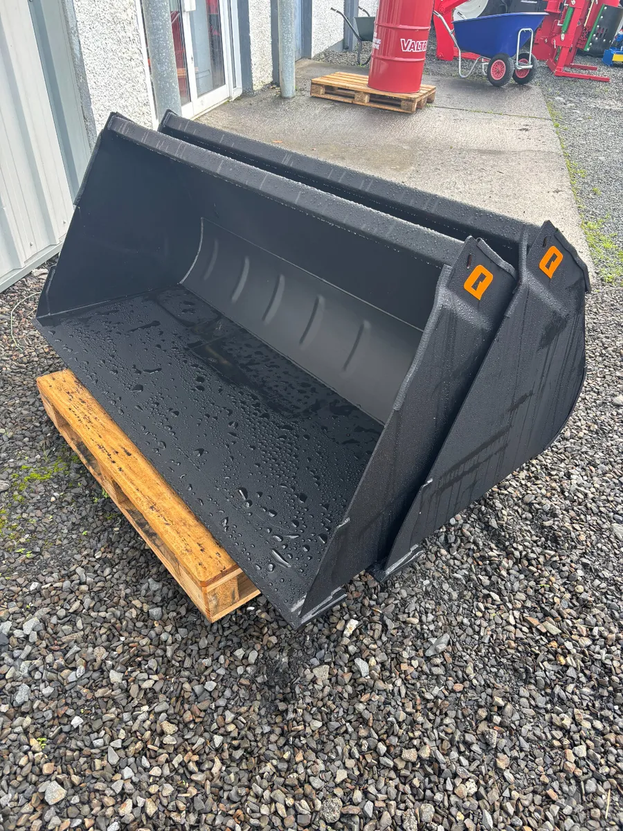 Quicke 215 Bucket - Image 1