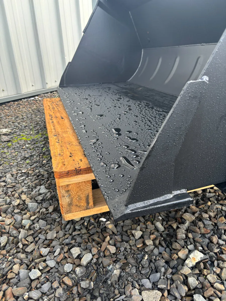 Quicke 215 Bucket - Image 4