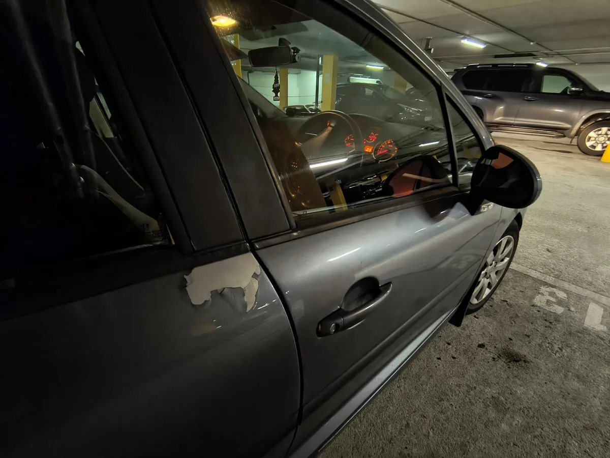 Peugeot 207 2007 - Image 4