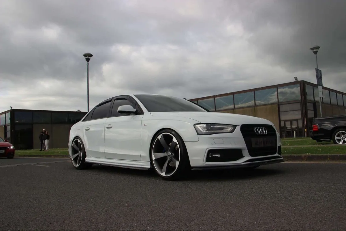 Audi A4 B8.5 Black edition - Image 4